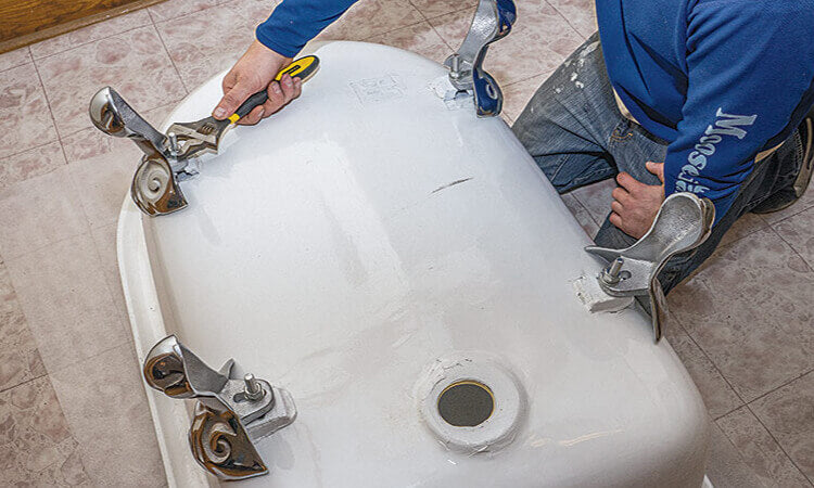 How to Replace Clawfoot Tub Legs