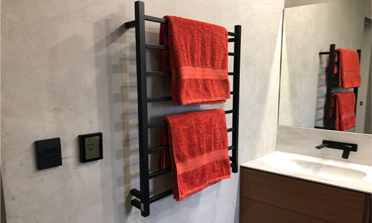 How to Use a Towel Warmer