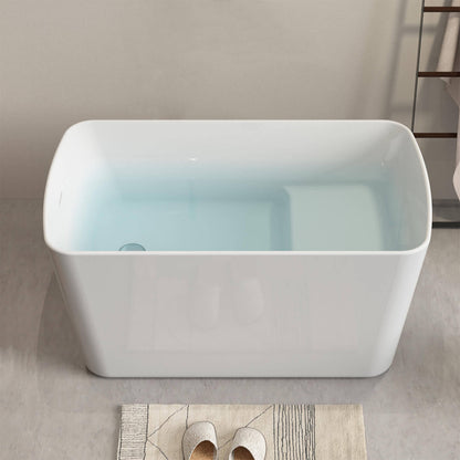 Freestanding acrylic bathtub with integrated seat