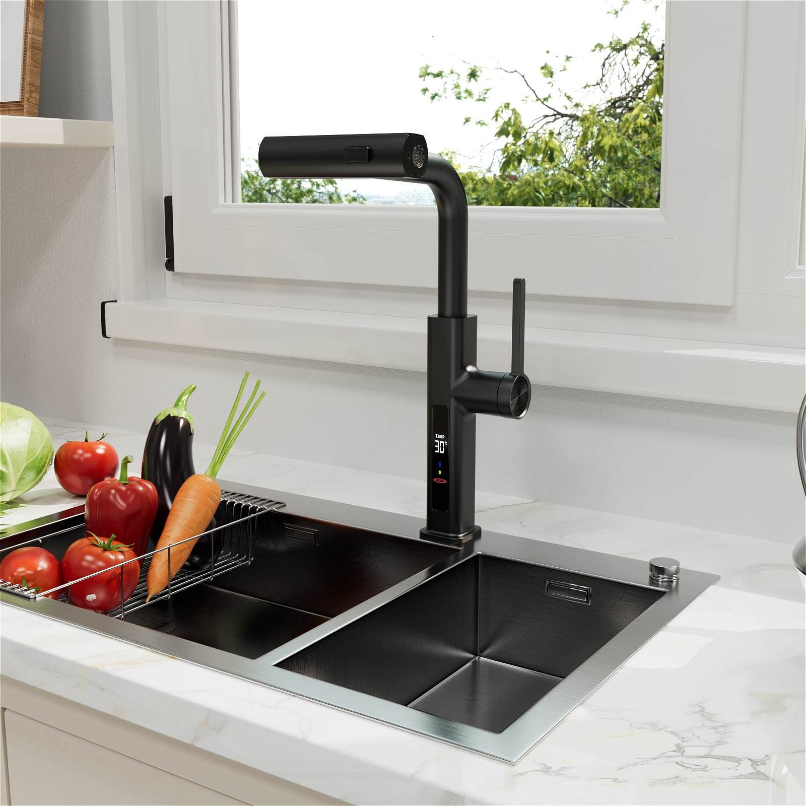 Matte Black Single Handle Pull Out Kitchen Faucet