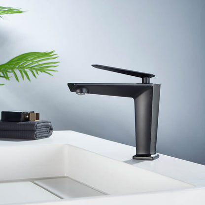 Matte Black Splashless Bathroom Faucet with Aerator