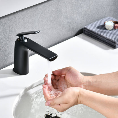 Single Hole Single Handle Bathroom Sink Faucet